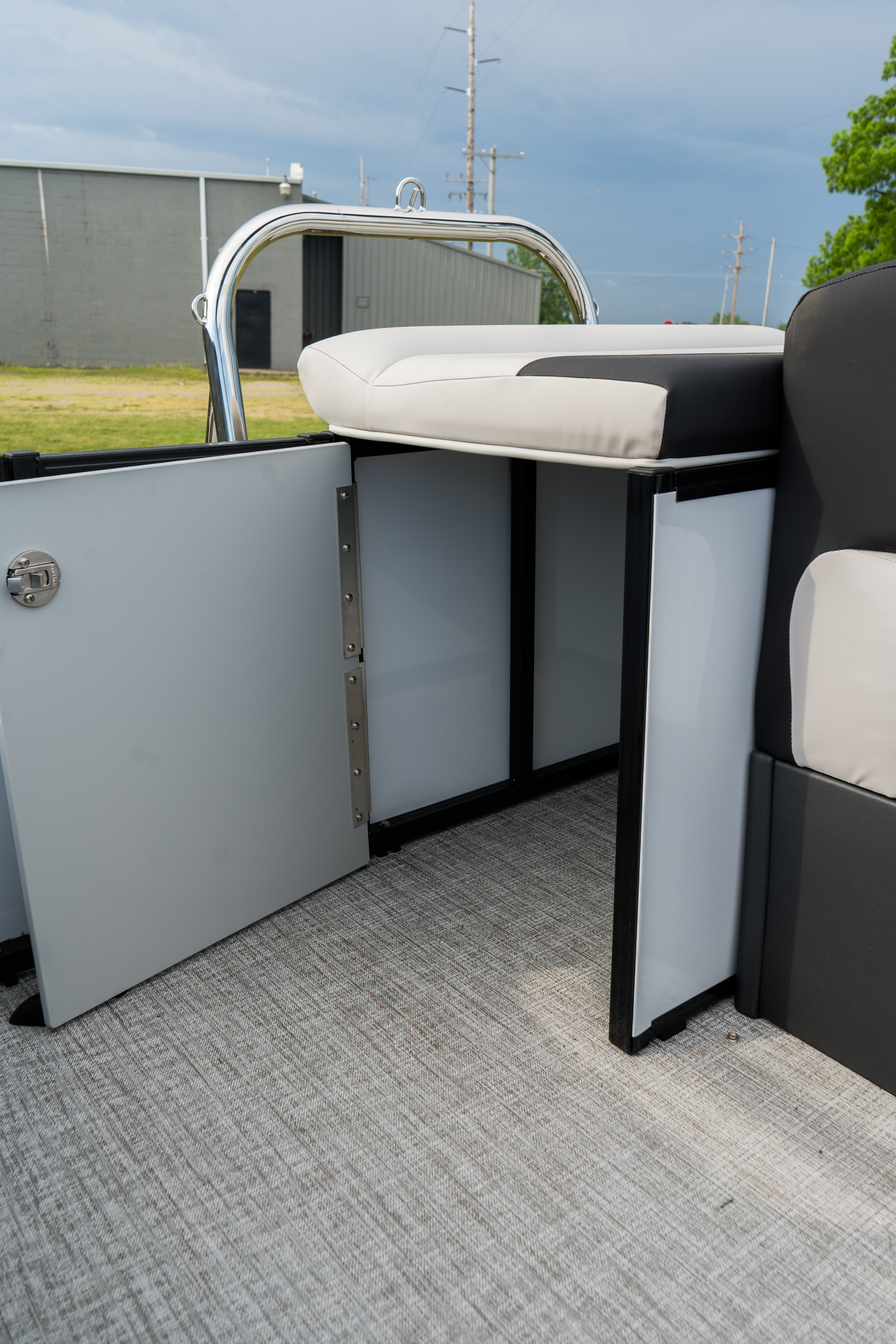 2026 Avalon LSZ Cruise  Pontoon