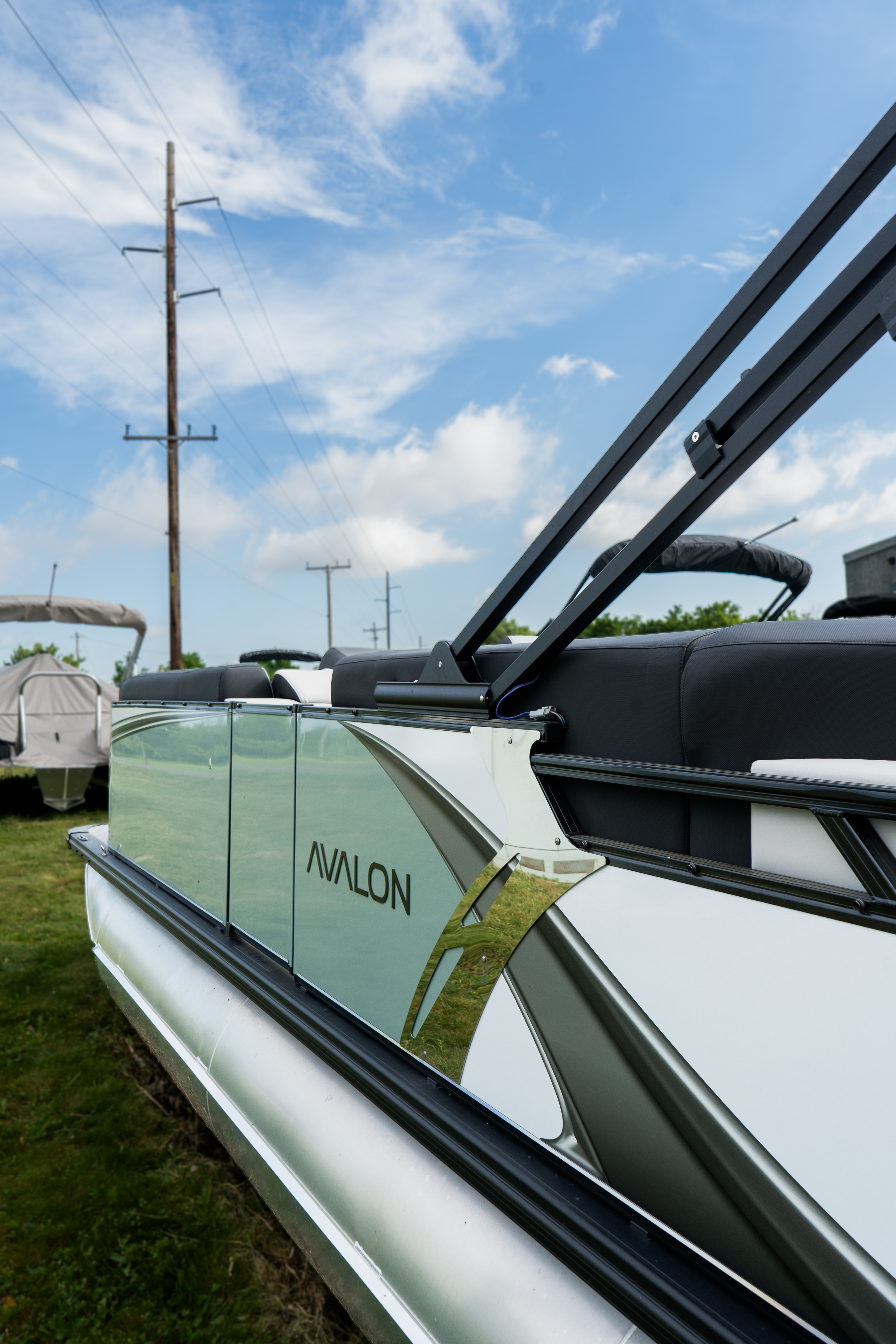 2026 Avalon LSZ Cruise  Pontoon